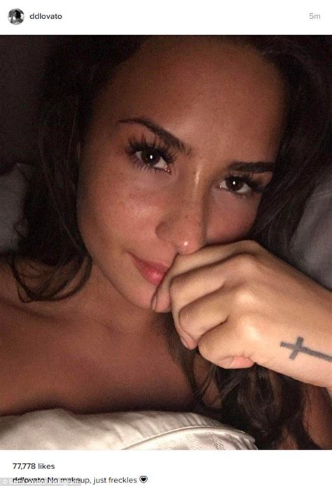Demi Lovato Lets Natural Beauty Show With Barefaced Selfie Lovato Demi Lovato Makeup Demi Lovato