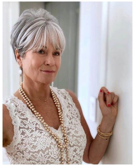 18 Short Hairstyles For Grey Hair Over 60 Hairstyles Street