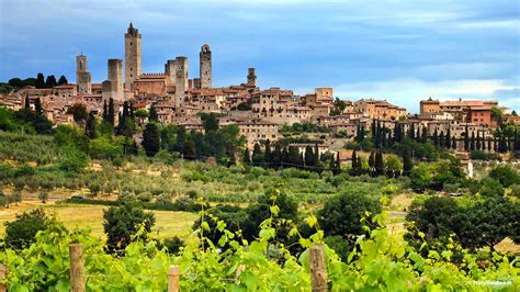 Pictures Of San Gimignano Photo Gallery And Movies Of San Gimignano