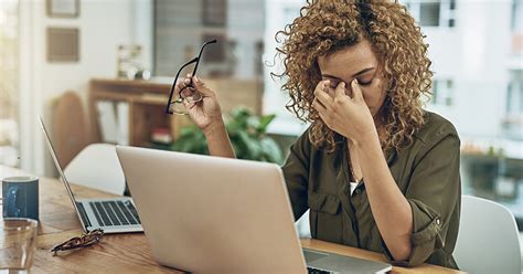 Computer eye strain relief exercises. 4 Ways to Prevent Digital Eye Strain | Bon Secours Blog