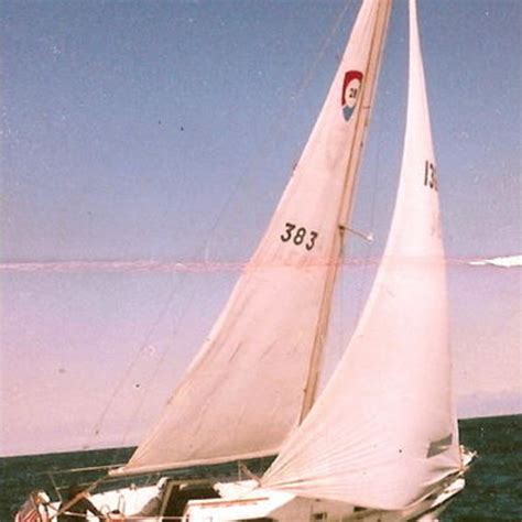 Columbia 28 — Sailboat Guide