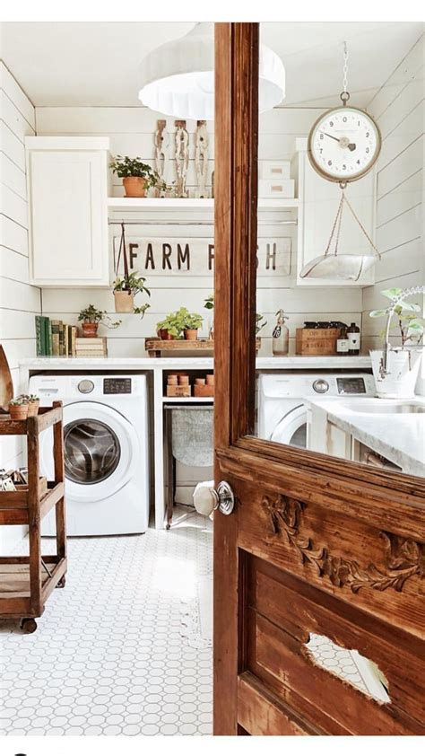 Gorgeous Magnificient Farmhouse Laundry Room Ideas