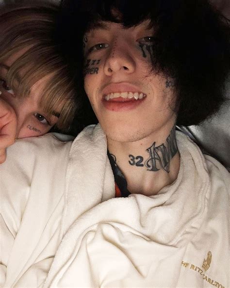 Lil Xan Rushed To Annie Smith S Side After Miscarriage Scare