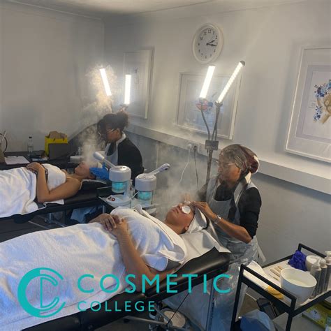 Vtct Level 2 Facial And Skincare Course At The Cosmetic College