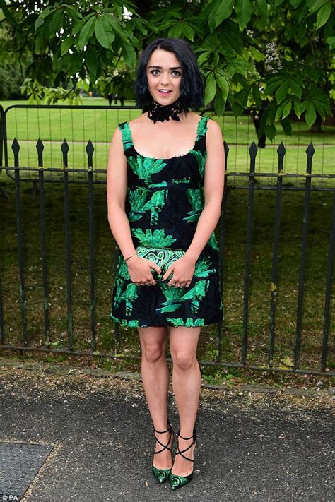 Game Of Thrones Maisie Williams At Serpentine Summer Party Daily
