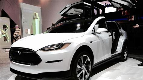 Closing Bell Tesla Recalls 2700 Model X Vehicles Us Stocks Slip