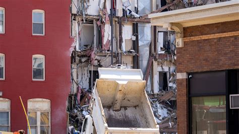 Opinion In Davenport Building Collapse Put Rescue Before Demolition
