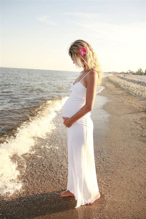 Pregnant Woman On The Beach Stock Image Image Of Beautiful Beauty 36294227