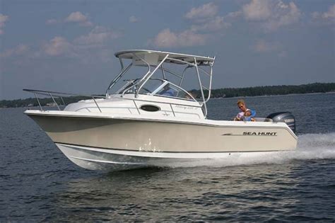 Research 2013 Sea Hunt Boats Victory 225 On