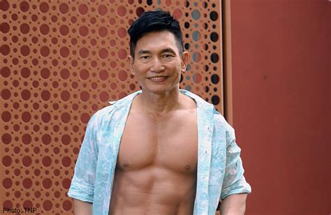 Manhunt Contestant 56 Gets Indecent Proposals Singapore News Asiaone