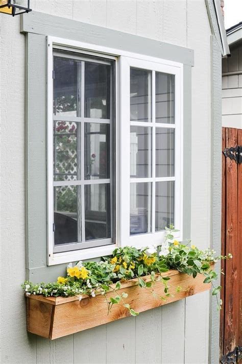 Perfect for homes, apartments, dorm rooms and. Easy $15 Fixer Upper Style DIY Cedar Window Boxes | Window ...