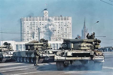 Yeltsin Shelled Russian Parliament 25 Years Ago Us Praised Superb