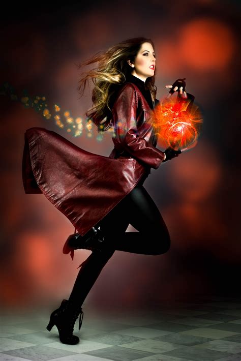 Scarlet Witch Cosplay In 2021 Scarlet Witch Cosplay Scarlet Witch