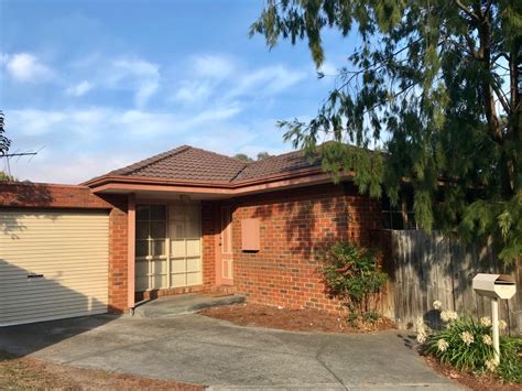 8 Fromhold Drive Doncaster Vic 3108 Au