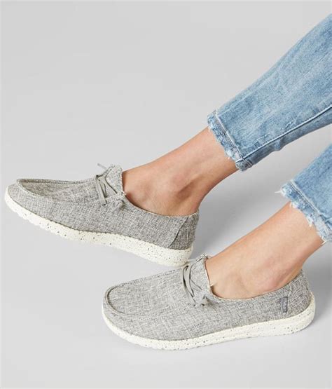Including, but not limited to, wendy, lexi, britt, misty and more in various colors and prints like camo, aztec, marble, and also fuzzy and faux fur lined hey dudes. Hey Dude Wendy Shoe | Women shoes, Trending womens shoes, Slip on shoes