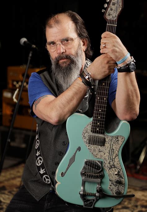 Steve Earle Talks About His New Album ‘so You Wannabe An Outlaw And