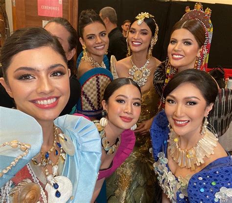 Look Filipina Beauty Queens Who Dazzled Us In The Sea Games Opening