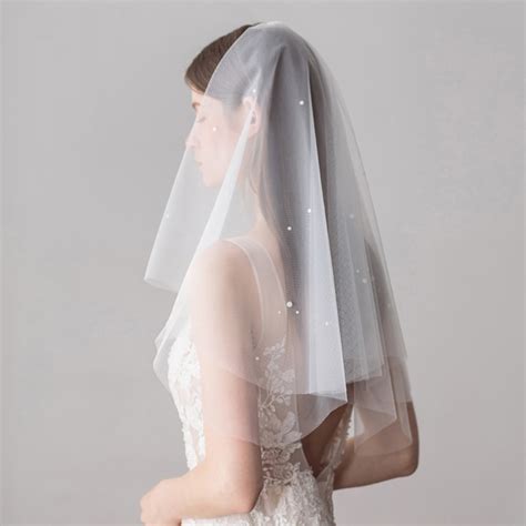 Ivory Pearl Wedding Veils Wedding Bridal Hair Accessories Cut Edge Bridal Veil With Comb Bride