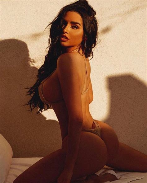 Abigail Ratchford Topless