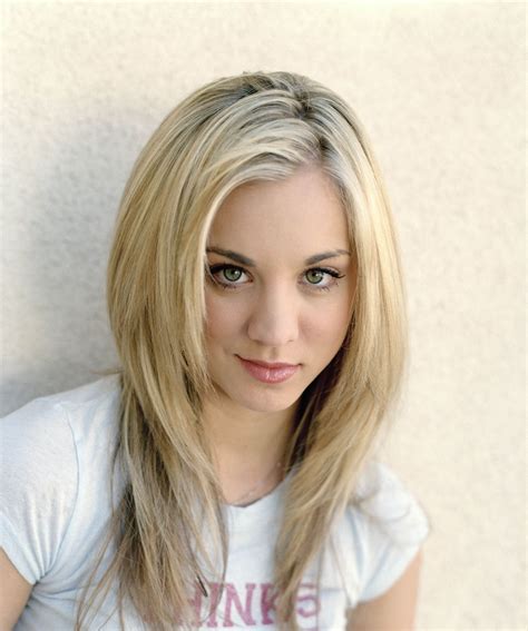 A model and commercial actress from the age of 6, cuoco's first major role. Kaley Cuoco | Medium hair styles, Haircuts for medium hair ...