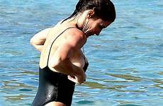 stephanie seymour topless oops nude sex beach naked bikini leaked foto mostra ci suo il celebrity