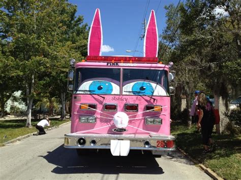 Pink Heals St Johns County Chapters Truck Ashley In The Easter Parade