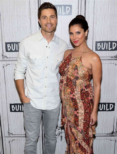 How Eric Winter Told Roselyn Sanchez Ivf Was A Success