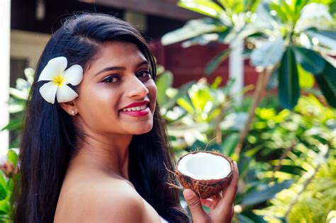 5 Homemade Coconut Oil Shampoo Recipes Vitamins Revive Diy Hair Treatment Recipes