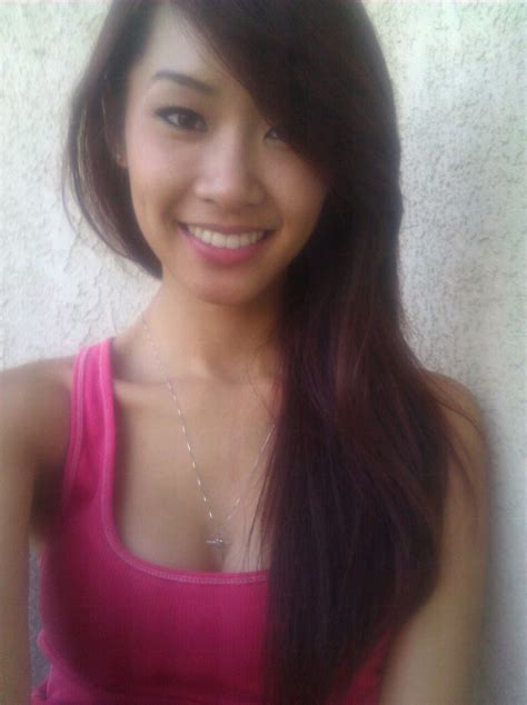 The Hottie In Pink R Realasians