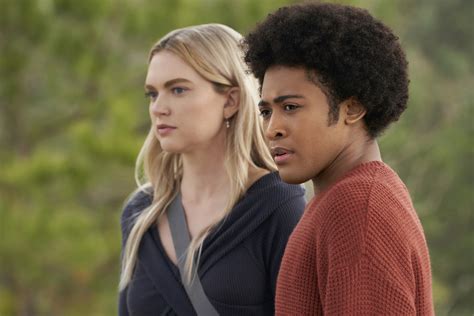 preview — legacies season 4 episode 17 into the woods tell tale tv