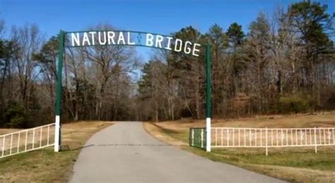 Alabamas Natural Bridge Is A Magnificent Hidden Gem Natural Bridge Nature Nature Trail