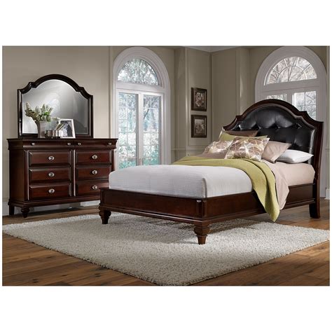 Manhattan 5 Piece Queen Bedroom Set Cherry American Signature Furniture