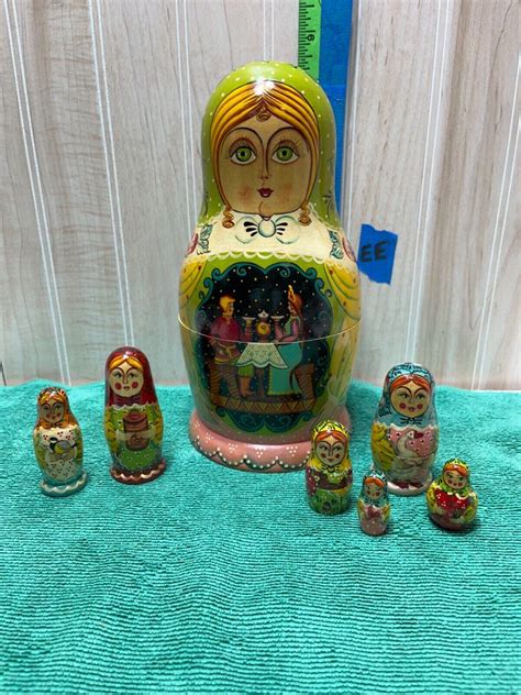 Vintage Russian Nesting Dolls 4551050036
