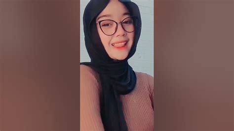 Jilbab Kacamata Pamer 2 Gunung Indah Shorts Viral Jilbab Cantik Pemersatubangsa Youtube