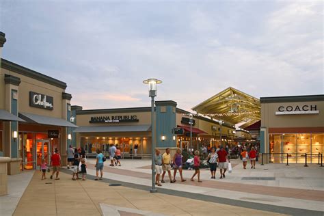About Cincinnati Premium Outlets A Shopping Center In Monroe Oh A