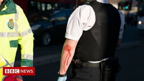 Met Police Racist Attacks On Officers Double New Figures Show Bbc News