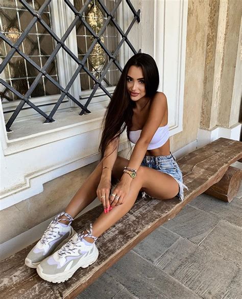 Viktorija Jukonytė On Instagram “hey🙈💕” Instagram Model Mirror Selfie