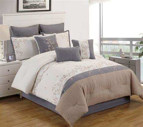 Use these king sham pillow and enjoy the optimum restful feeling. Pillow Insert for King Sham - BeddingSuperStore.com