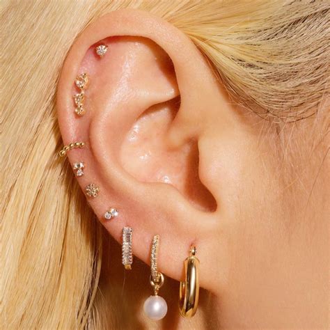 Tiny Diamond Piercing Earring Stone And Strand