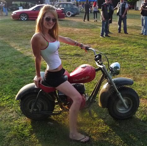 Girls On Motorcycles Pics And Comments Page 251 Triumph Forum Triumph Rat Motorcycle Forums