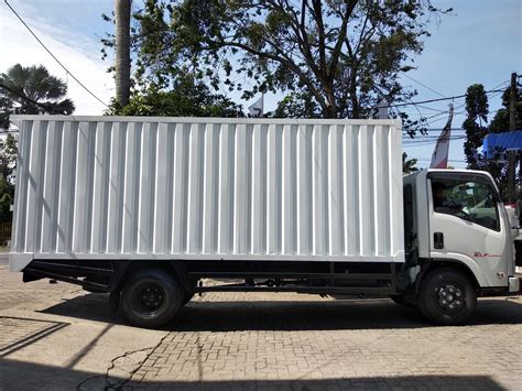 Ukuran Ban Isuzu Elf, Isuzu Traga dan Isuzu Giga