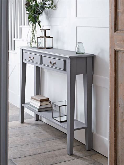 30 Unique Vintage Entryway Table Design Ideas That Will Enhance Your