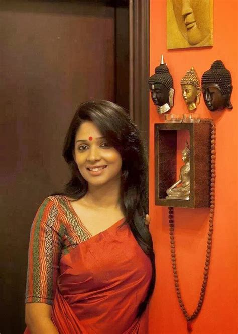 Girlss Photo Gallery Nyla Usha Cute Malayalam Actress Hot Unseen