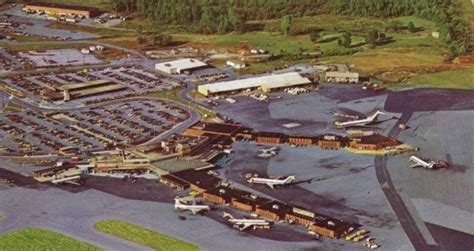 Charlotte Municipal Airport 1971dilemma X