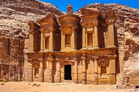 Petra Jordan Definitive Guide To The History For Seniors Odyssey Traveller