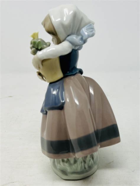 Retired Vintage Lladro 5223 Spring Is Here Girl With Potflowers