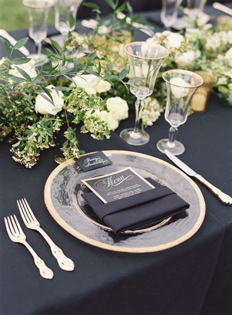 Black And Gold Chic Wedding Table Setting