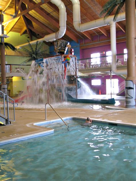 15 Thrilling Indoor Water Parks In Michigan And The Best Waterpark