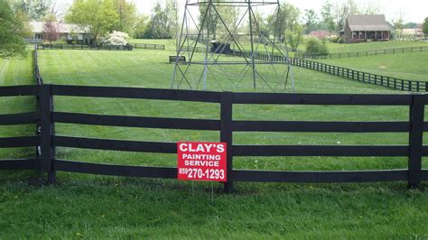 barn-and-fence-paint Images - Frompo - 1