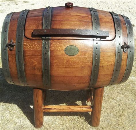Unique Chest Repurposed Winewhisky Barrel Fıçı Ahşap Işçiliği Dekor